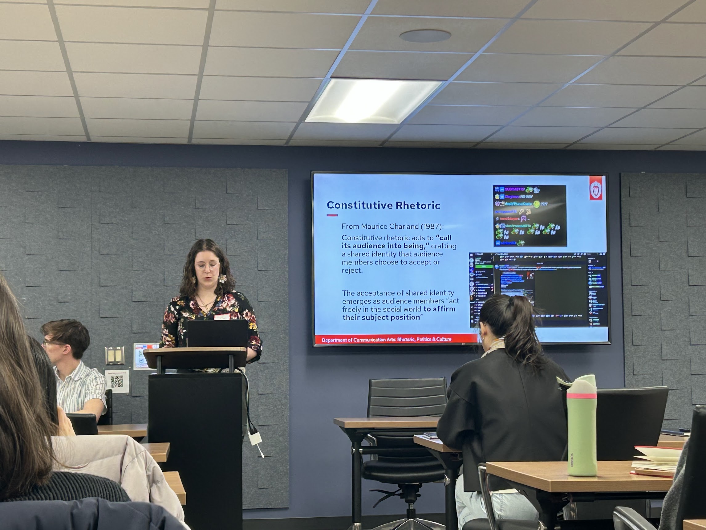 Sara presenting at Communication Crossroads, 2025.